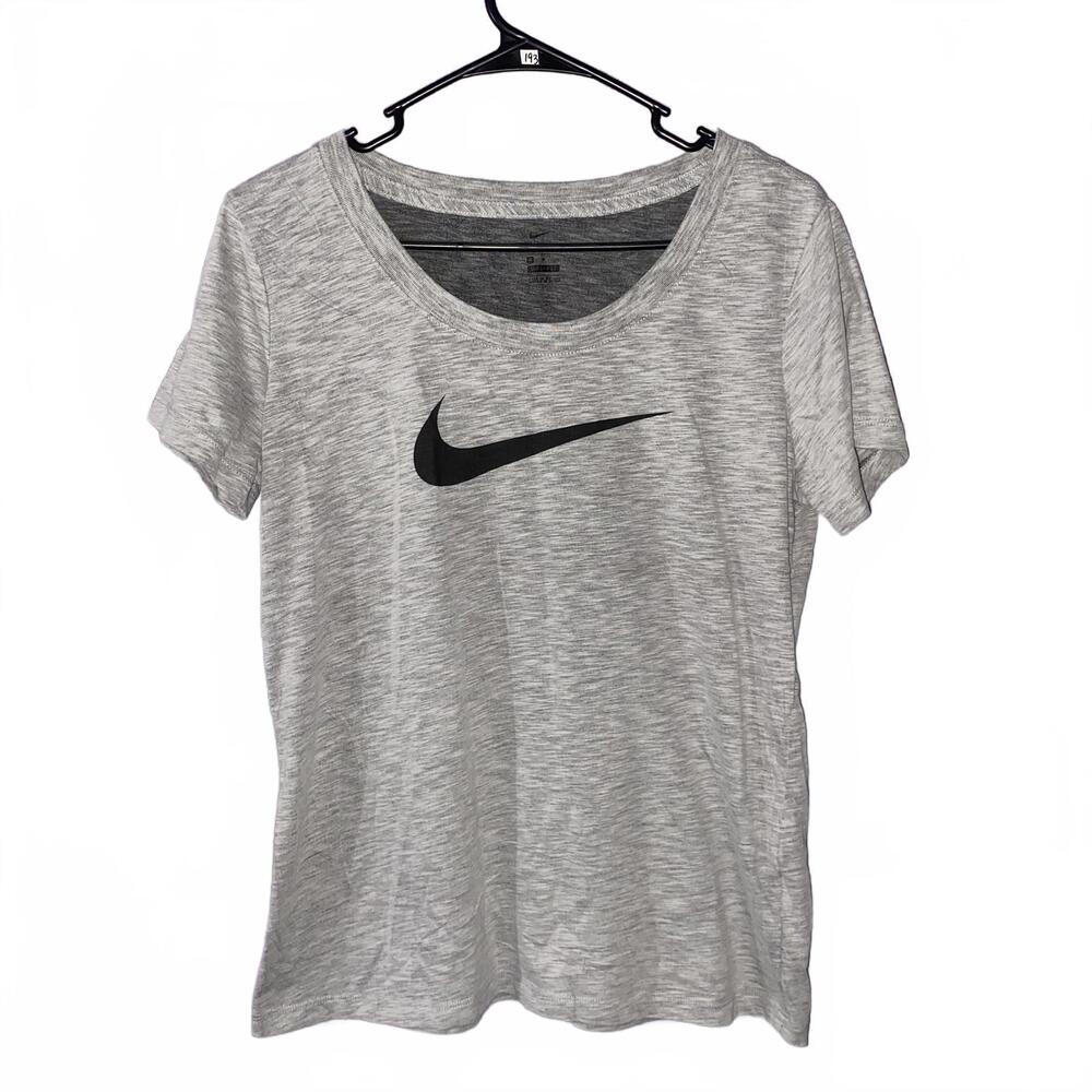 Nike M Women Gray Swoosh Tee Dri-Fit Athletic Lightweight Sporty Style